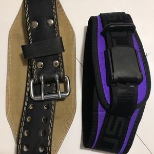 2 weight lifting belts